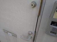 レオパレスヴィラ　ゼルコバ 玄関