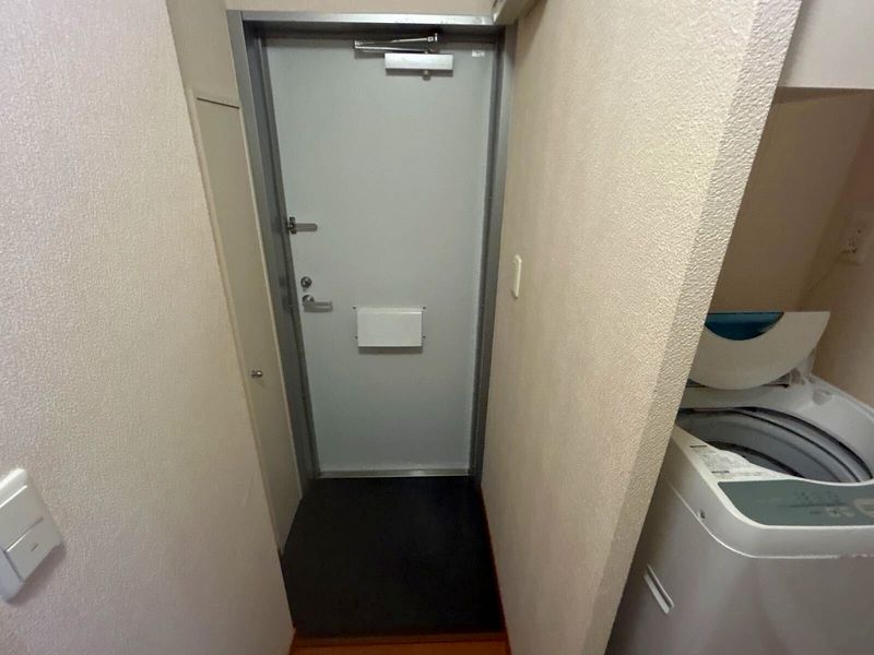 leopalace Kohinata Entrance