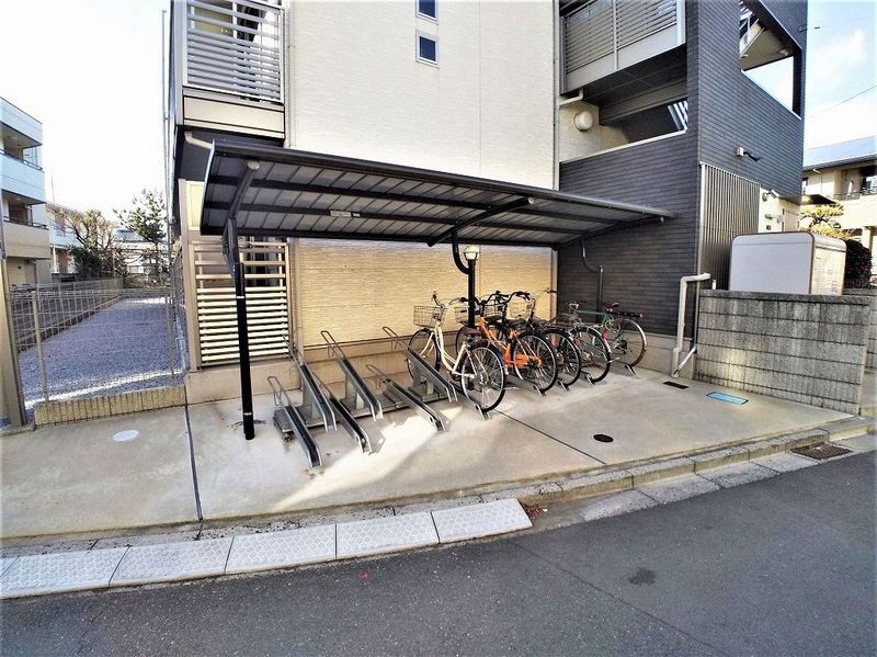 クレイノフラーズ　アント　ルポ 共用部分