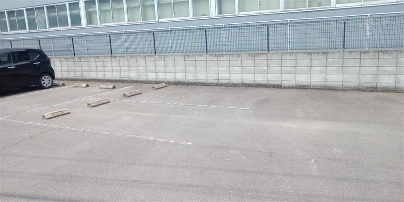レオパレスＭＡＲＳ 駐車場