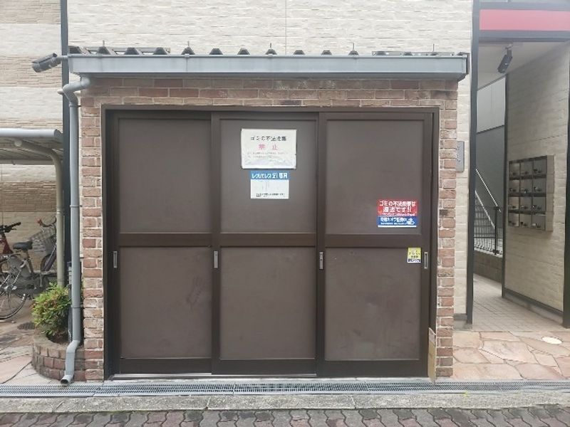 レオパレスグレイス清水 共用部分