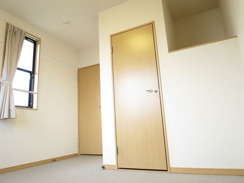 レオパレスフロラシオン　Ⅱ 寝室