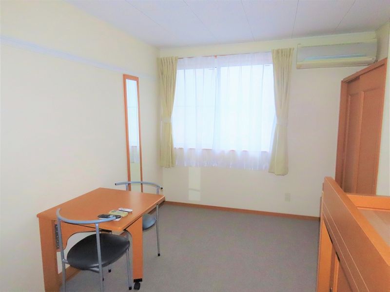 レオパレス若槻Ⅱ 居間
