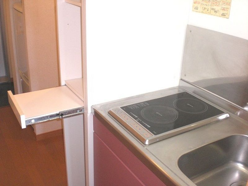 レオパレスルーチェ キッチン