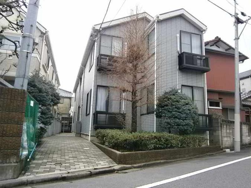 レオパレスドミール久が原 外観