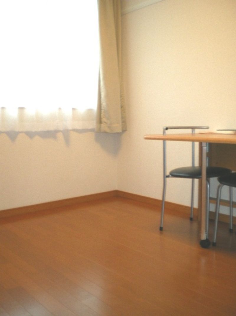 レオパレス蔵王 居間