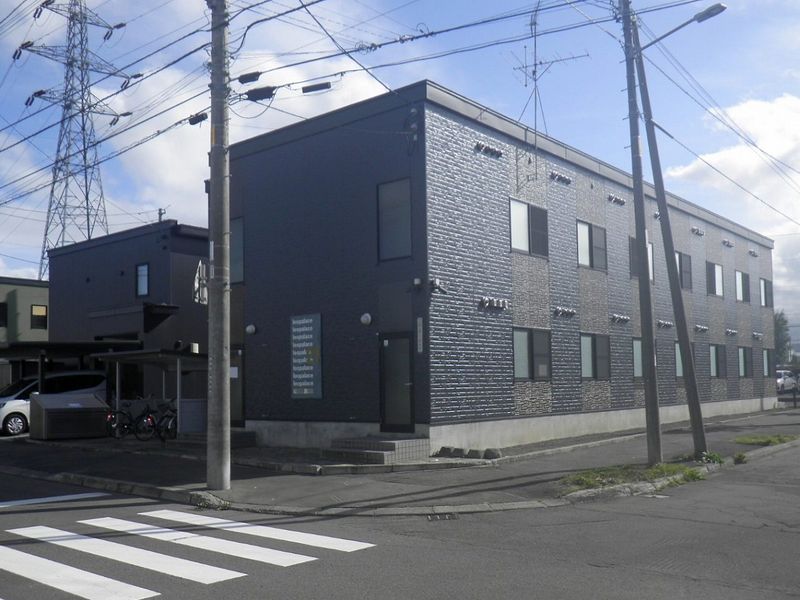 レオパレス北野台４５ 外観