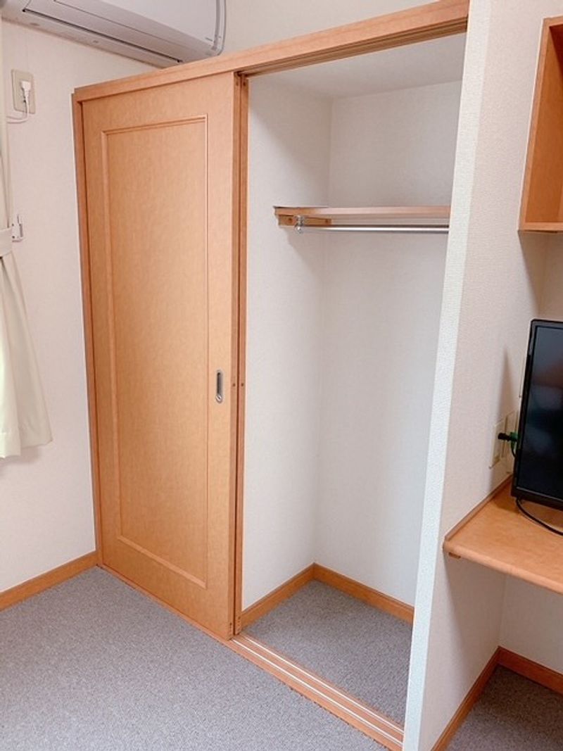 レオパレスＣｈｅｚ　ｍｏｉ　Ｎ 収納