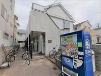 レオパレスＲＡＦＦＩＮＡＴＯⅡ エントランス