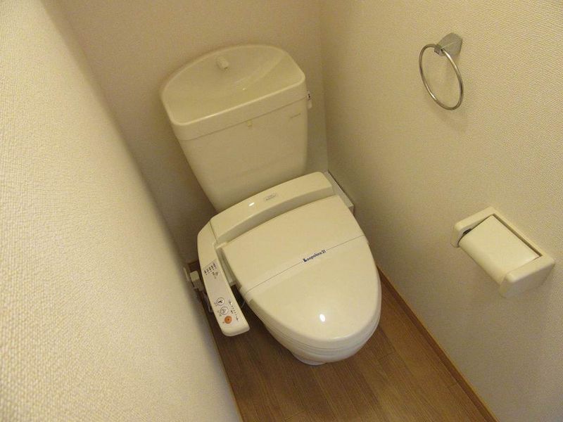 レオパレス田園 トイレ