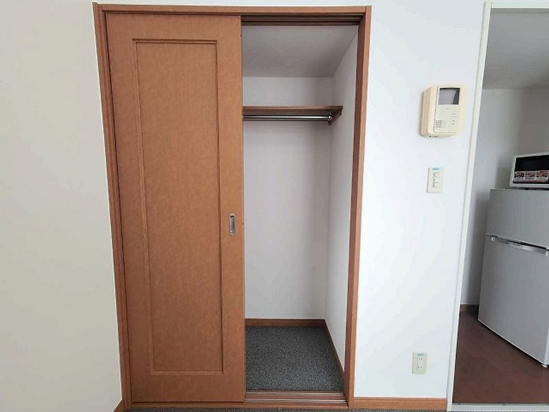 レオパレスエス 収納