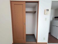 レオパレスエス 収納