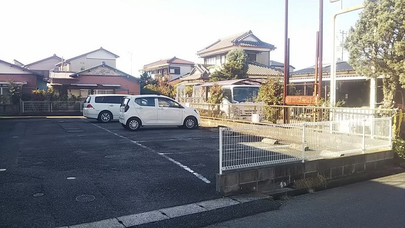 レオパレスノースセブン 駐車場