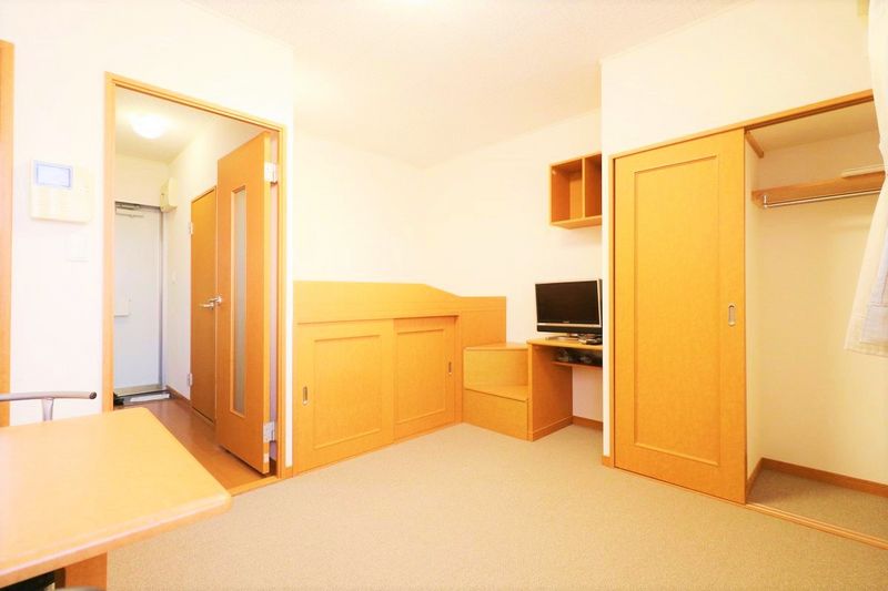 レオパレスコンフォート 居間