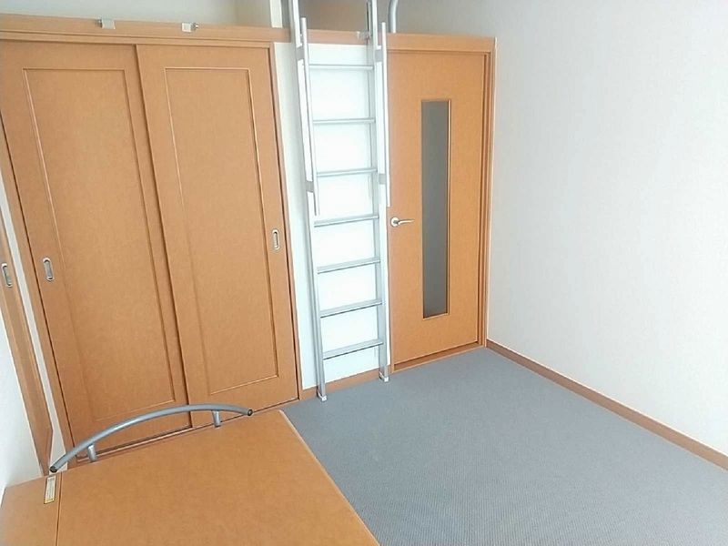 レオパレスルキア 居間