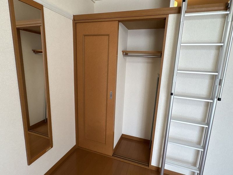 レオパレス和 収納