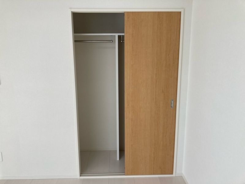 レオパレス下河原 収納