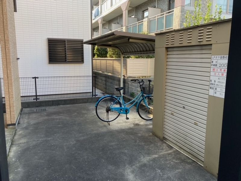 レオパレスバルミィウインド 共用部分