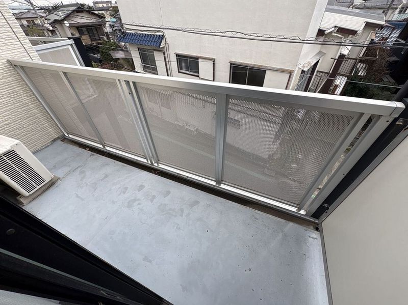 レオパレスだるま バルコニー