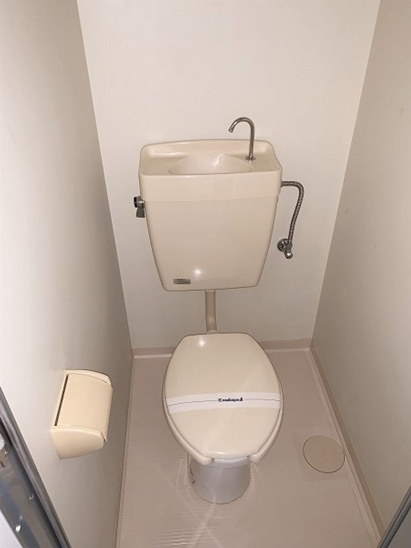 レオパレスカウベルⅠ トイレ