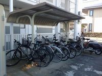 レオパレスＷＩＮＧ下小鳥 駐車場