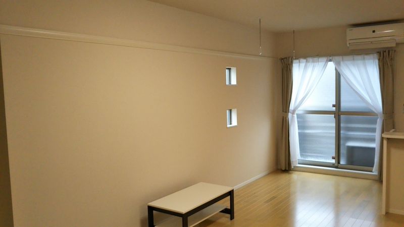 ミランダＫＵＮＩＳＡＮ 居間