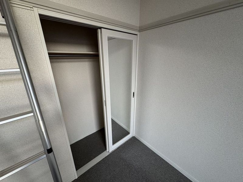 レオパレスシェソワ 収納