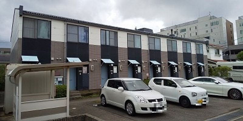 レオパレス大友 駐車場