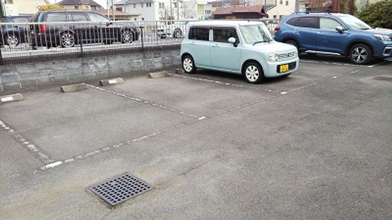 レオパレスＲＩＴＺ 駐車場