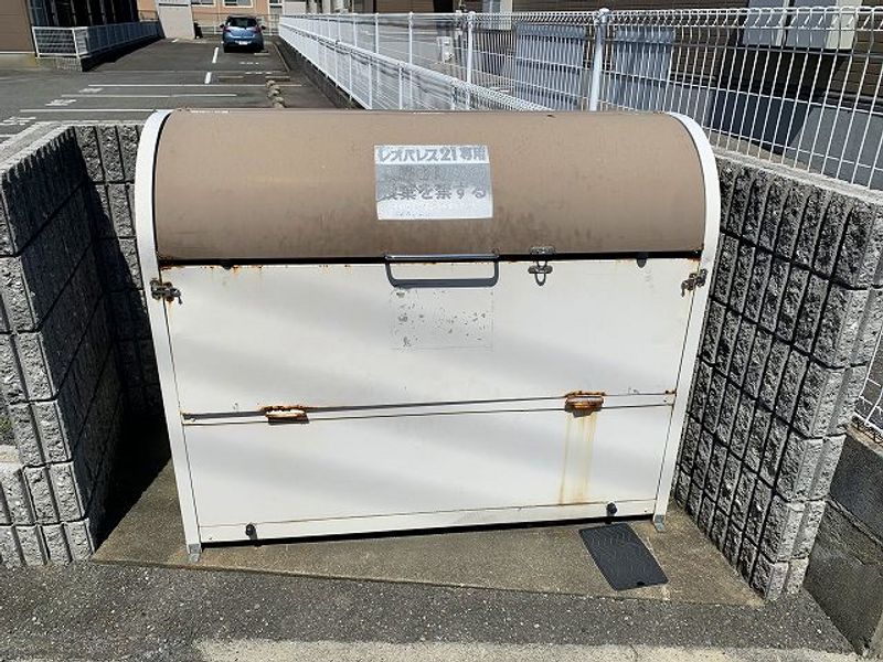 レオパレスルミエール 共用部分