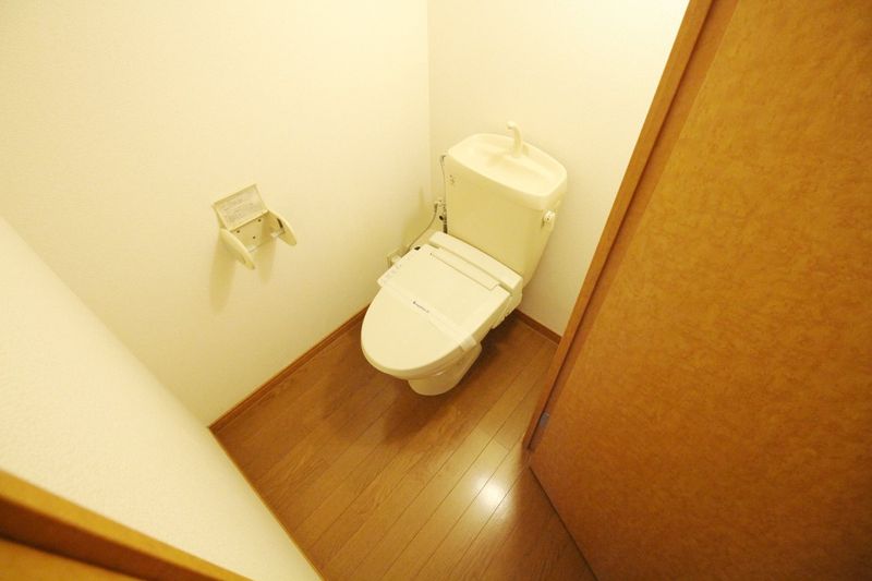 レオパレスオン　ザ　ヒル トイレ