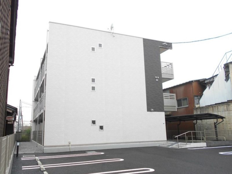 クレイノＭＩＬＫ エントランス
