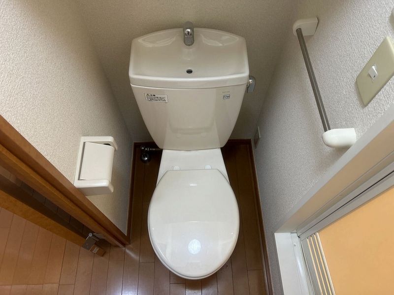 レオパレス綿新 トイレ