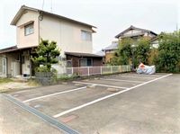 レオパレスエヴァ 駐車場