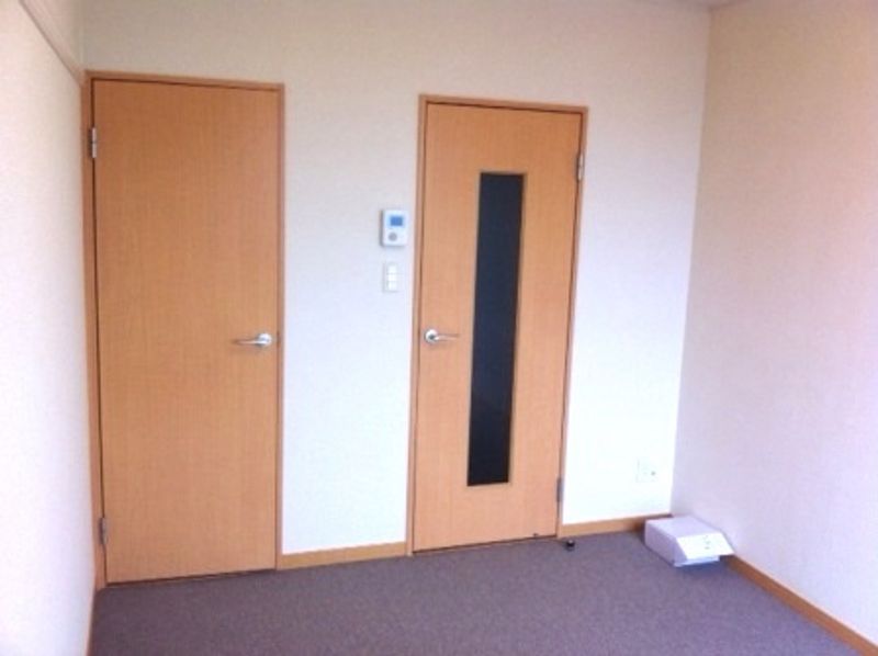 レオパレスブオーノ 居間