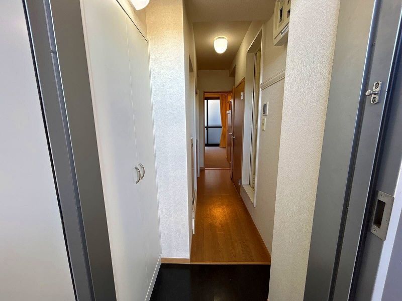 レオパレス常盤台 玄関