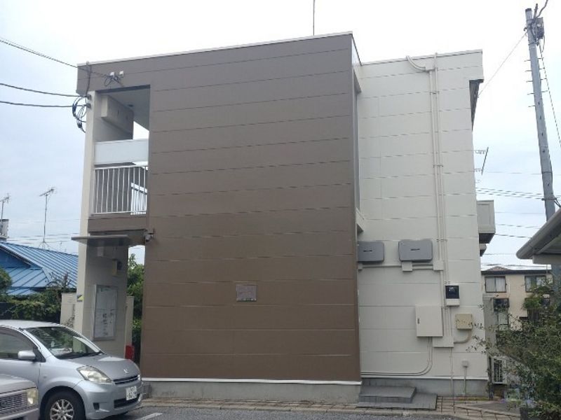 レオパレスコンドミニアム西原 エントランス