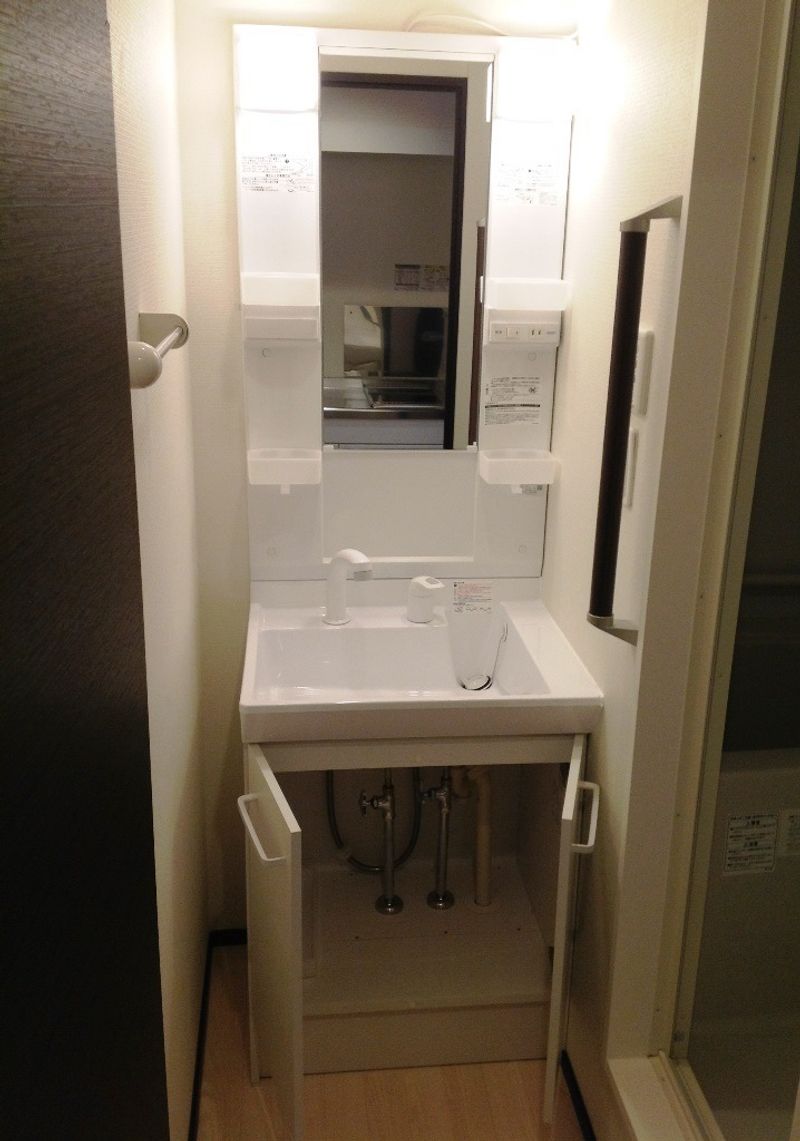 CLEINO 5&5 II Bồn rửa mặt