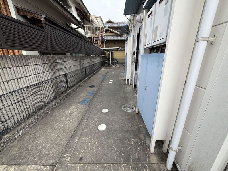 leopalace Half Moon Other