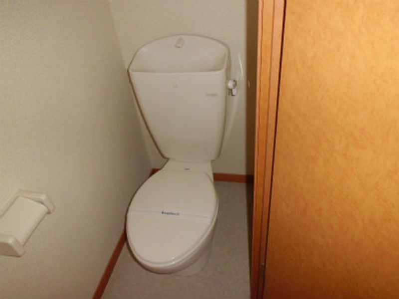 レオパレス西可児 トイレ