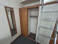 レオパレスアンテパサード原町 収納