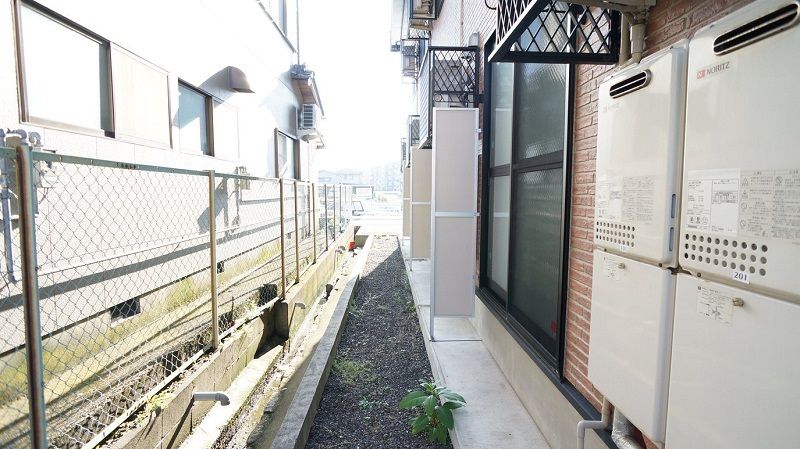 レオパレスソーレステラ バルコニー