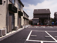 レオパレスラ　プリマヴェーラ 駐車場
