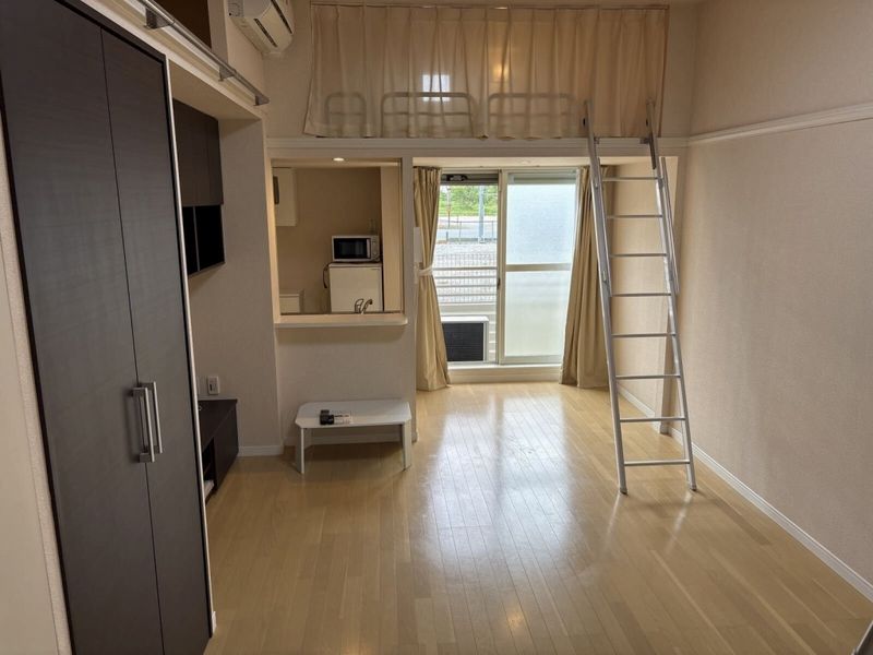 レオネクストステラレガーミ 居間