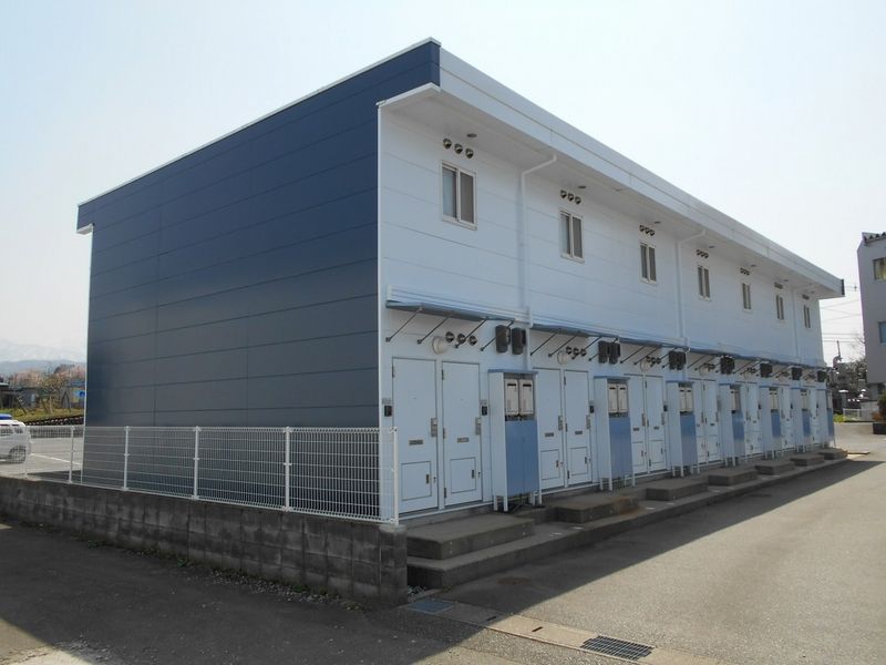 レオパレス蜃気楼 外観