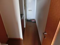 レオパレス愛和 玄関