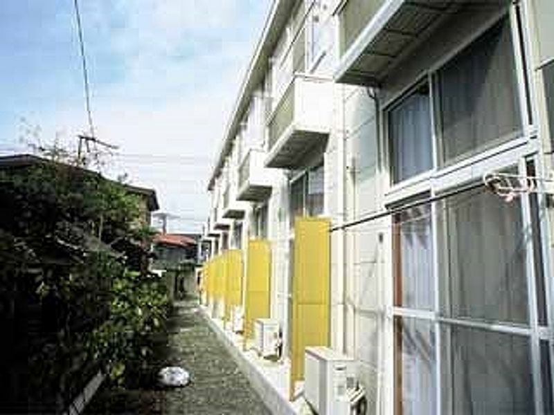 レオパレスタキオン その他