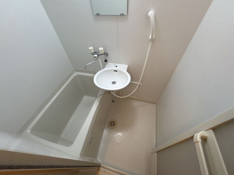 レオパレスハーバーサイドＷ棟 風呂