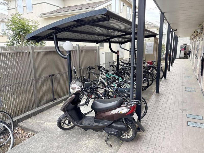 leopalace YANASE Shared spaces