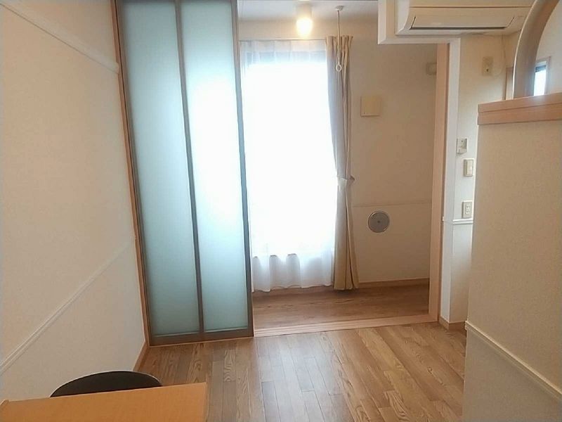 レオパレス中央Ⅱ 居間